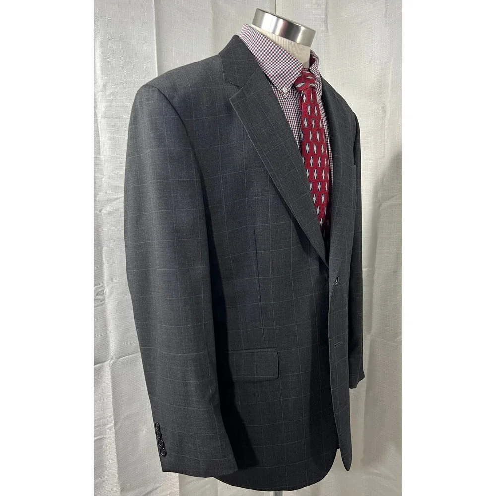 Jos A Bank Men 42R Blazer Sport Coat 100% Charcoal Gray Windowpane Wool 2 Button